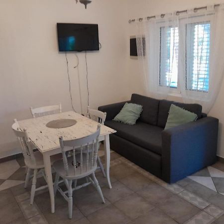 Apartmani Aneri Vir Exterior foto